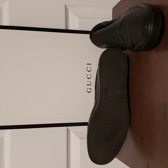 Gucci  Supreme Sneakers - Picture 7 of 7